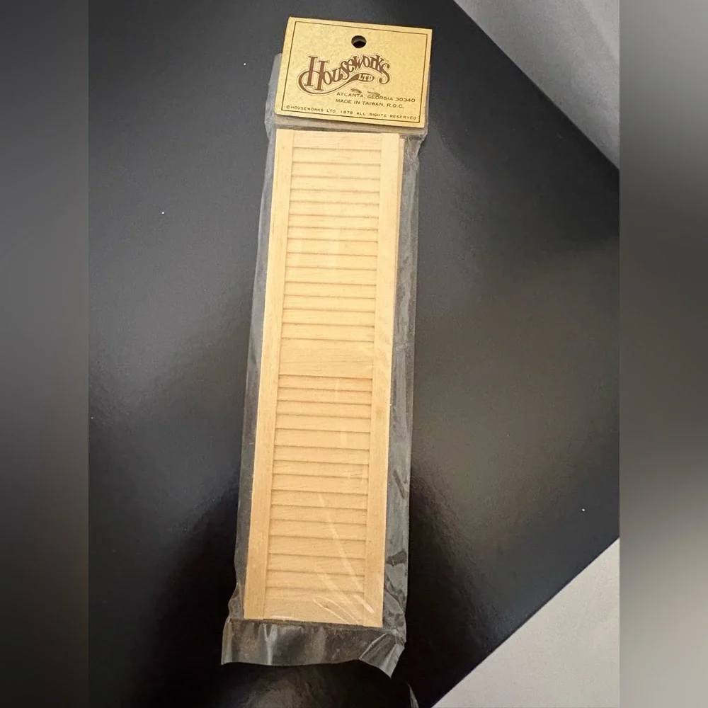 Houseworks louvered‎ dollhouse miniature shutters made of unfinished wood NWT